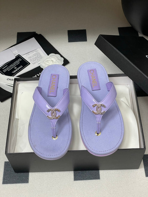CC 25P Double C 1 Motif Thongs Sandal Purple Sheepskin 247700