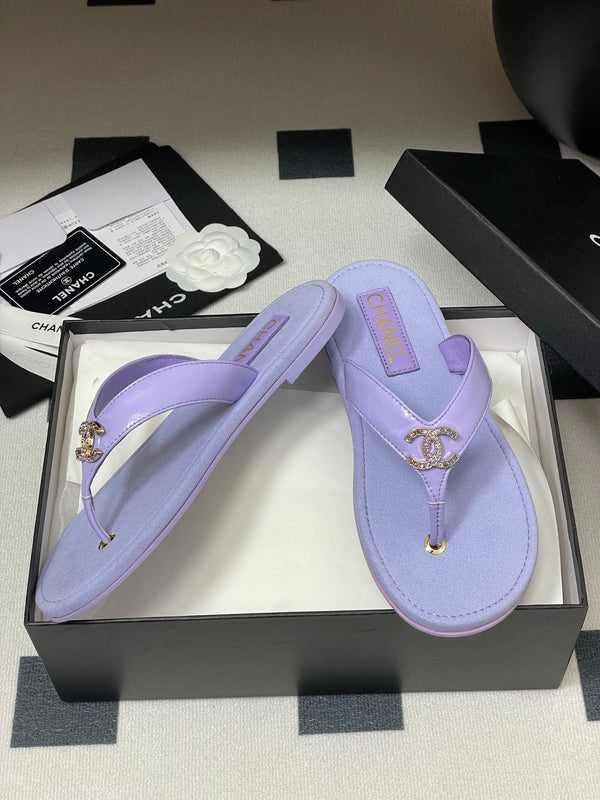 CC 25P Double C 1 Motif Thongs Sandal Purple Sheepskin 247700