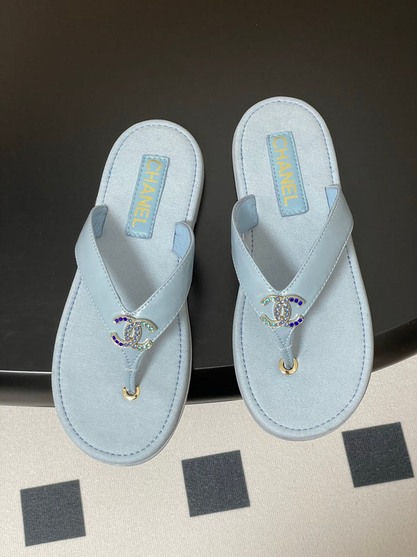 CC 25P Double C 1 Motif Thongs Sandal Baby Blue Sheepskin 247702