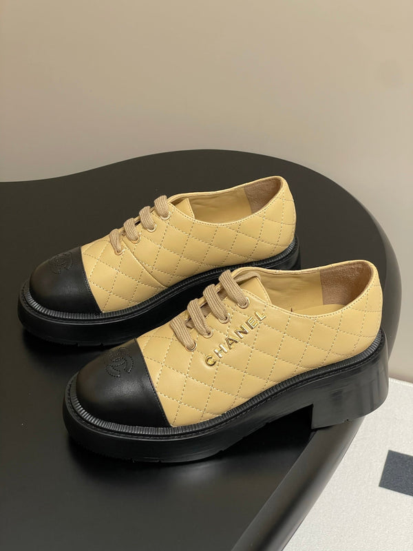 CC 25K Thick-Soled 45mm Loafer Beige Black Lambskin 247705