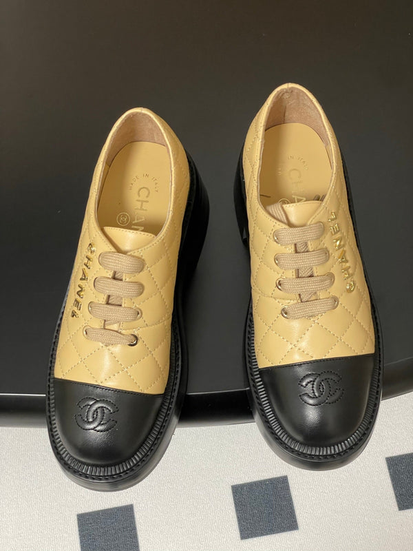 CC 25K Thick-Soled 45mm Loafer Beige Black Lambskin 247705