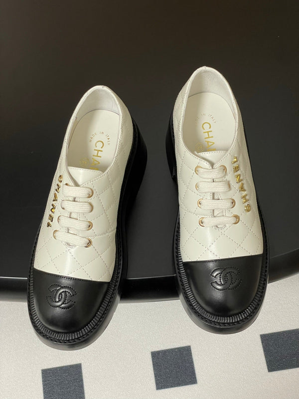 CC 25K Thick-Soled 45mm Loafer White Black Lambskin 247707