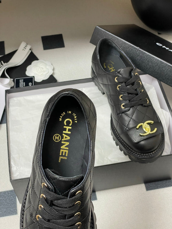 25K Double C Buckle Thick-Soled 25mm Loafer Black Lambskin 247709