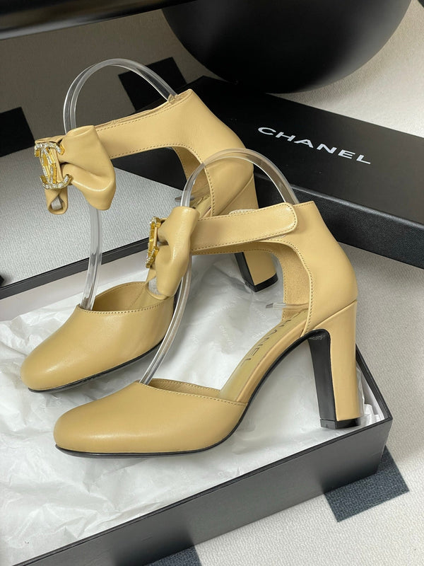 CC 25S Double C Rhinestone Buckle Bow High Heel Pump 85 Beige Sheepskin 247571