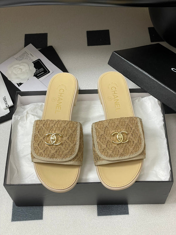 CC 25S Buckle Bag Mule Beige Lace Fabric and Sheepskin 247591