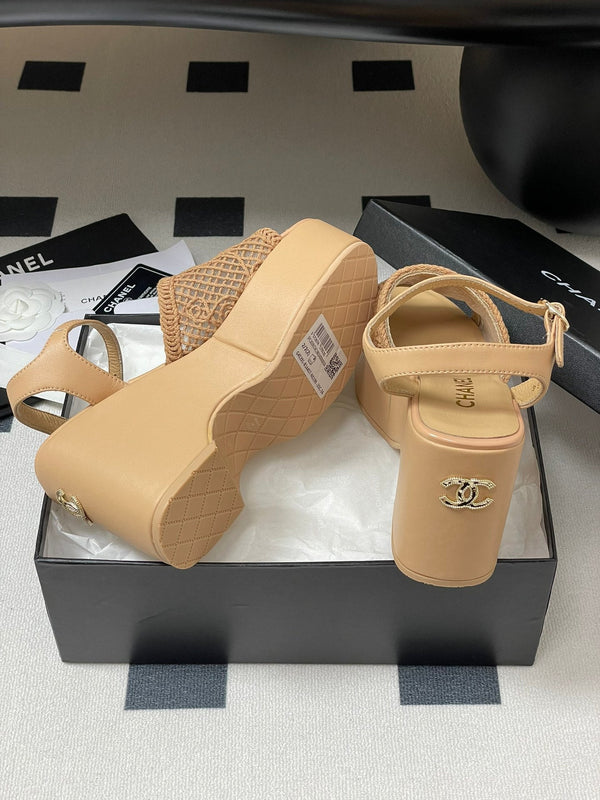 CC 25S Small Wedge Thick-Soled Sandal 10cm Beige Woven 247603