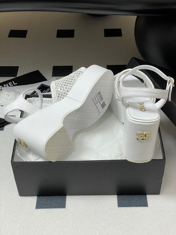 CC 25S Small Wedge Thick-Soled Sandal 10cm White Woven 247605