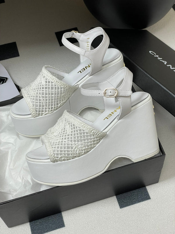 CC 25S Small Wedge Thick-Soled Sandal 10cm White Woven 247605