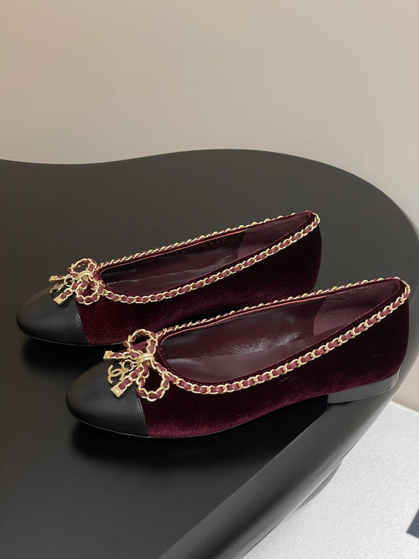 CC 25S 20mm Chain Bow Single Flat Burgundy Velvet Black Sheepskin 247653