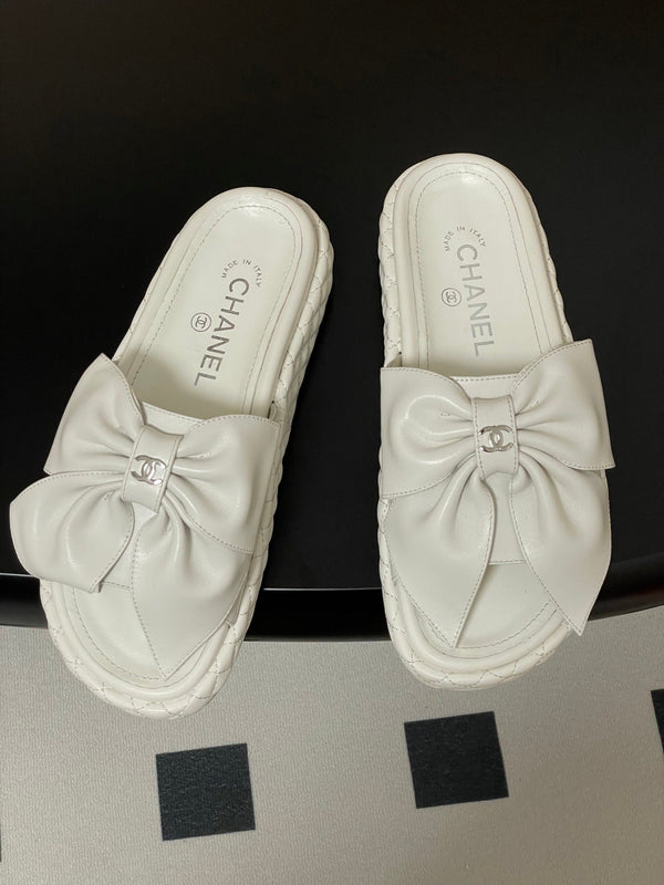 CC 25SS Big Bow Thick-soled Mule Sandals White Lambskin 319707