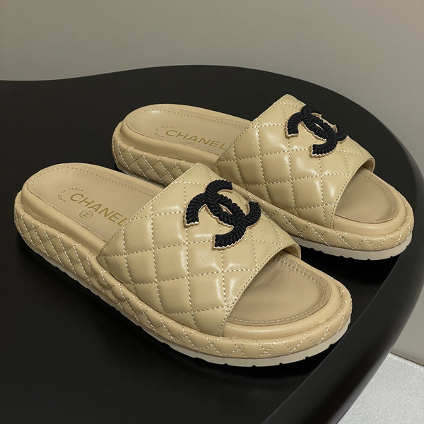 CC 25SS Double C Buckle Thick-soled Mule Sandals Beige Lambskin 319709