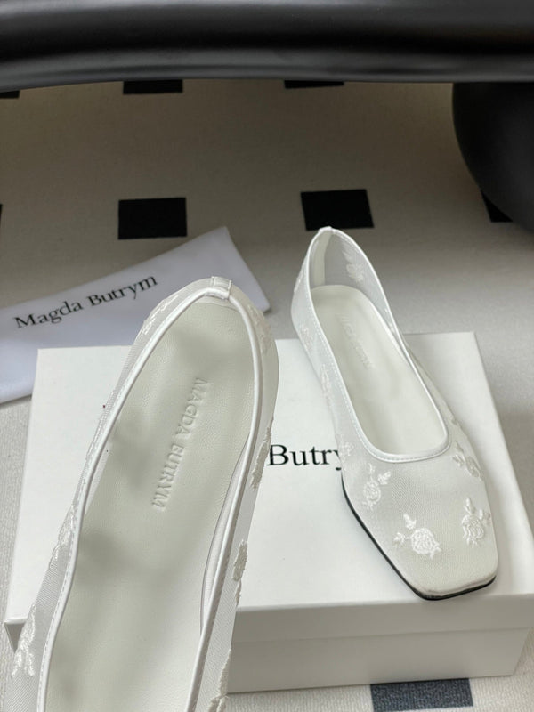 Manolo 25 Ballet Flats White Mesh Fabric 319741