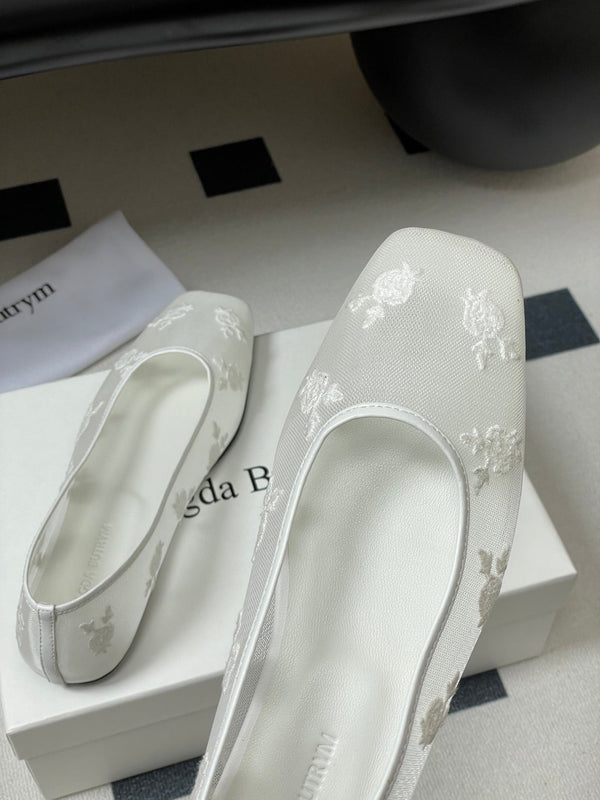 Manolo 25 Ballet Flats White Mesh Fabric 319741