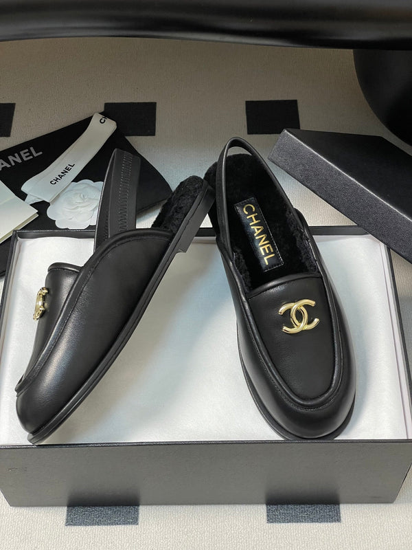 CC 25A Slingback Loafer Black Sherpa Calfskin