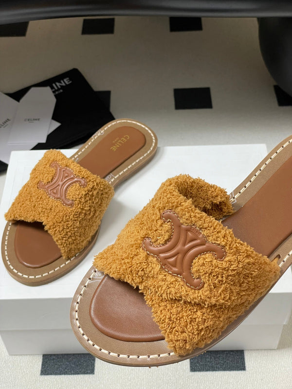 CL 25s Lympia Twisted Sandal Light Brown Sheepskin Plush Cloth 416655