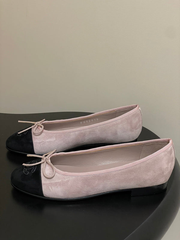 CC 25 Ballet Flat Blush Pink Suede 393998