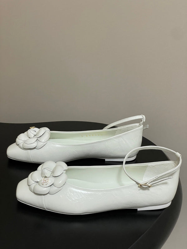 CC 25s Métiers d’art Ballet flats 10mm White Cowhide 413308