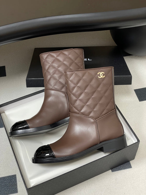 CC 25FW Double C Buckle Short Boot 25mm Brown Black Sheepskin 423143