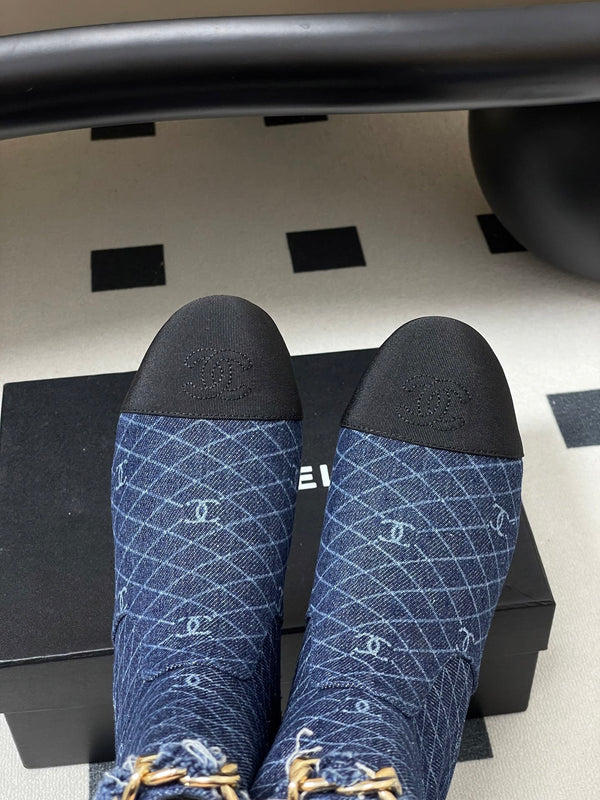 CC 25B Chain Short Boot 25mm Black Blue Denim 423150