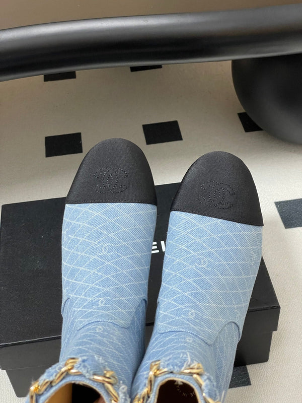 CC 25B Chain Short Boot 25mm Black Light Blue Denim 423151