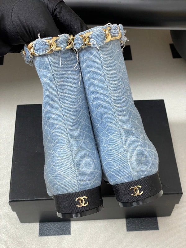 CC 25B Chain Short Boot 25mm Black Light Blue Denim 423151