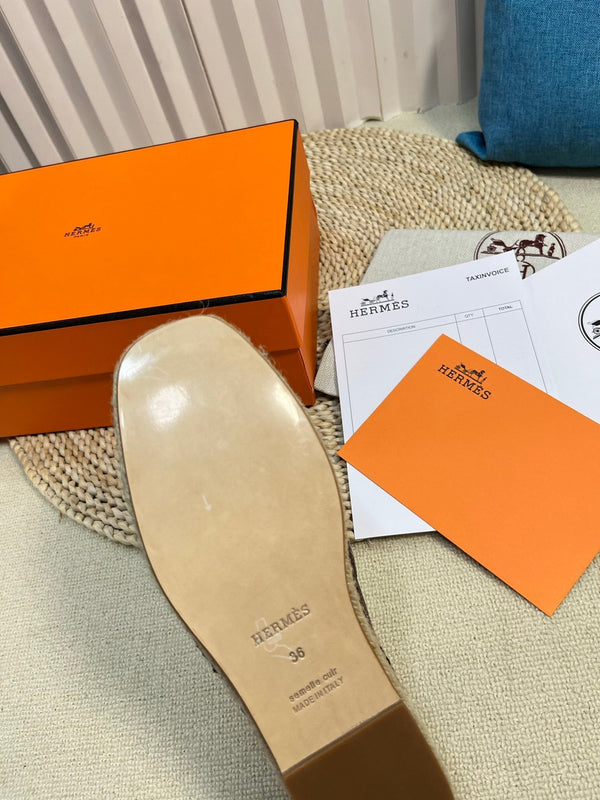 HM Feria Espadrille Mule Black Calfskin