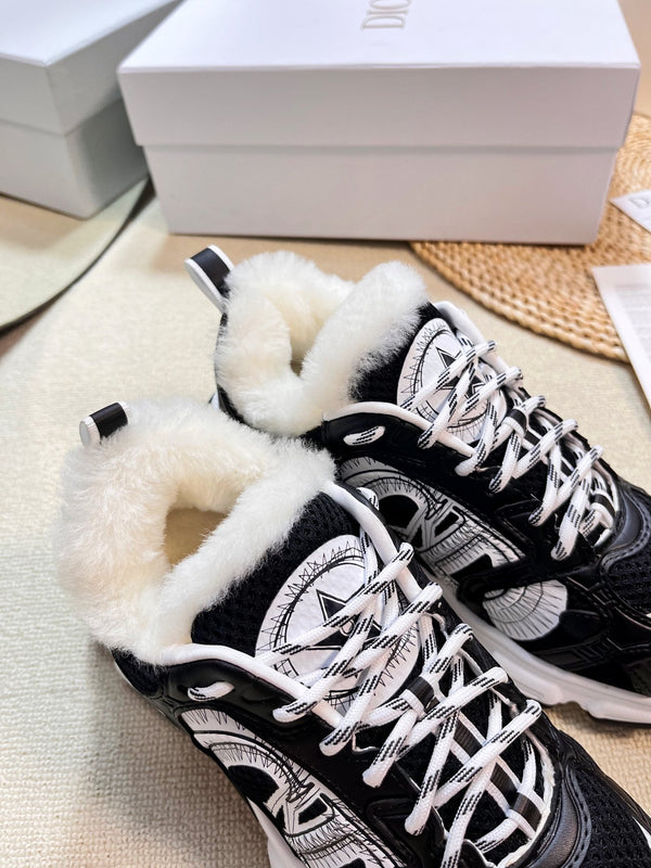 CD Chrono Sneaker In Black Mesh Fabric With Fleece Lining 992620