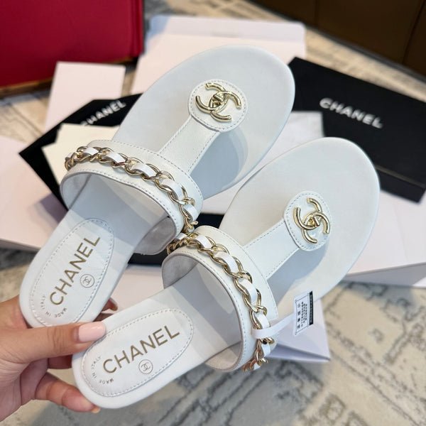 CC 25SS Thong Sandal 2cm Leather Chain White Lambskin 319699