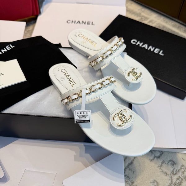 CC 25SS Thong Sandal 2cm Leather Chain White Lambskin 319699