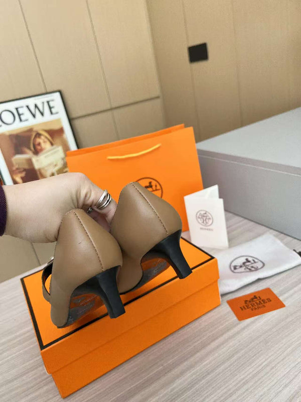 Kiara 40 pump Brown Calfskin 214049