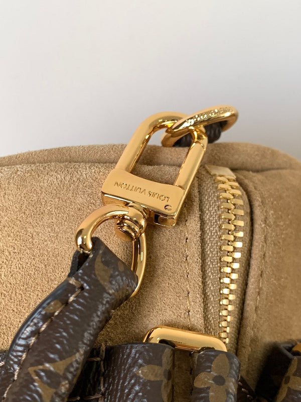 LV M26451 Express Travel 45cm Khaki Suede GHW