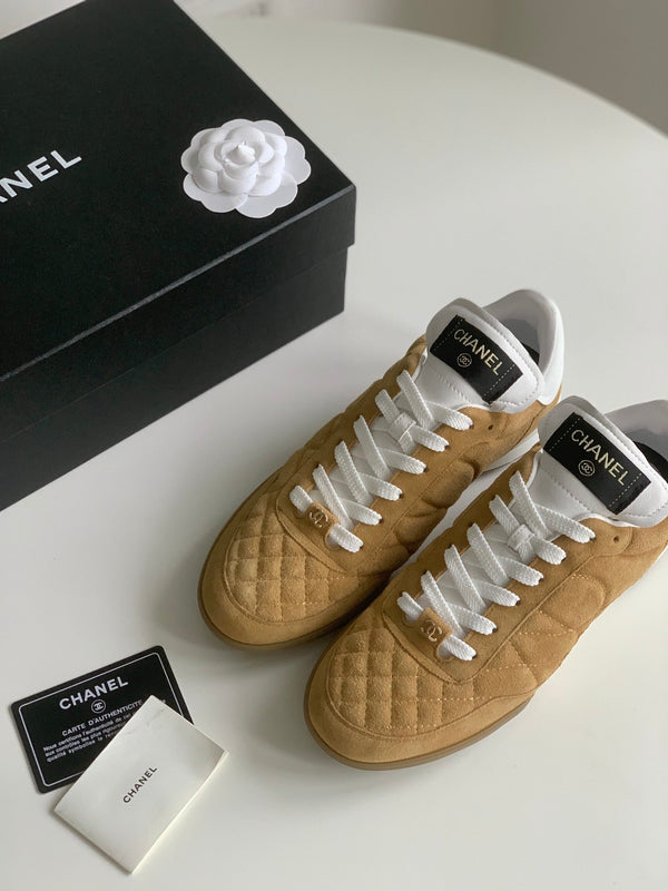 CC Sneaker In Brown Suede Quilted 143548