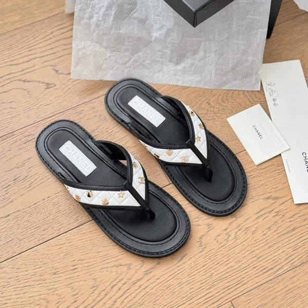 Double C Thong Sandals Lambskin Black White