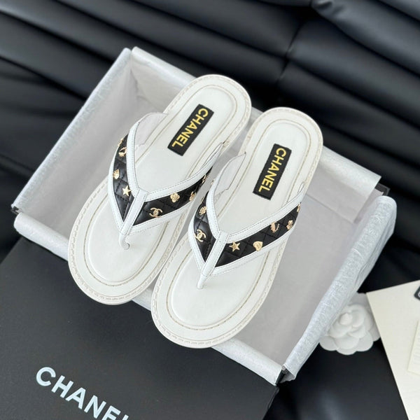 Double C Thong Sandals Lambskin White Black