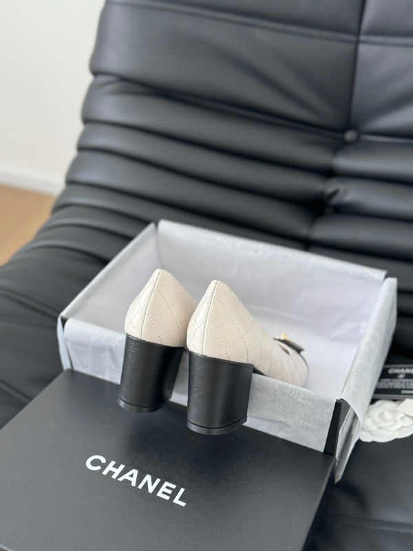 cc classic ballet flat with heel white quilted calfskin