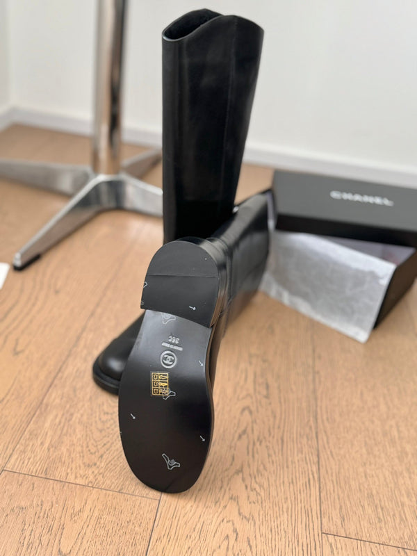 CC Knight Martin boots Black Calfskin and Lining Lambskin