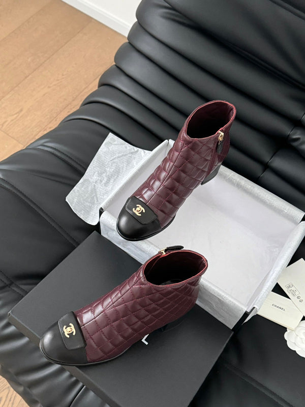 CC SHORT BOOTS 65 MM IN SANGRIA PURPLE MIX BLACK QUILTED PATTERN LAMBSKIN