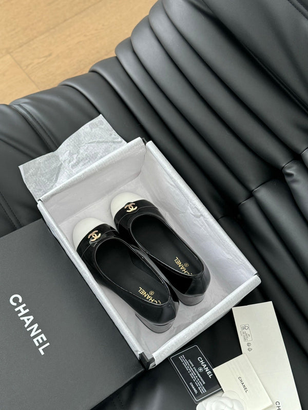 CC High Heels Glossy Black White Lambskin