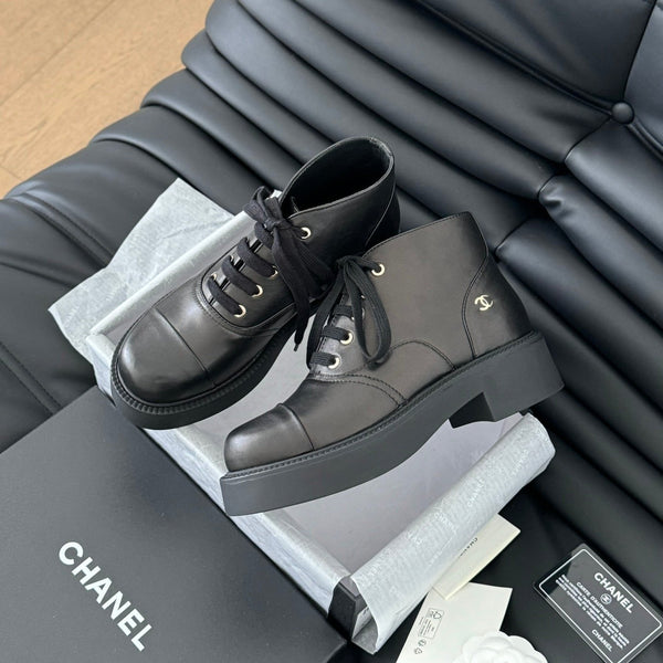 CC Ankle Boots Black Calfskin 937062