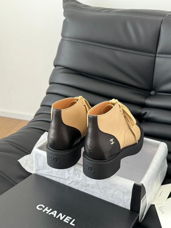 CC Ankle Boots Dark Beige Mix Black Calfskin  937064