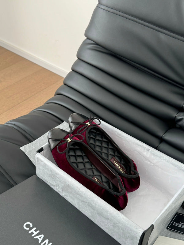 CC Ballet Flats In Burgundy Velvet Fabric 143536