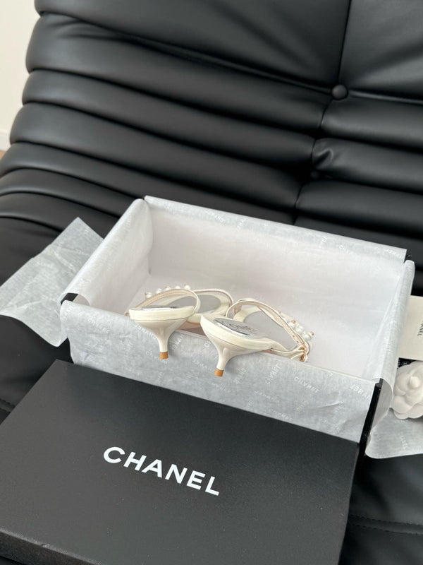 SANDALO PERLA IN PELLE DI AGNELLO BIANCA 35 MM