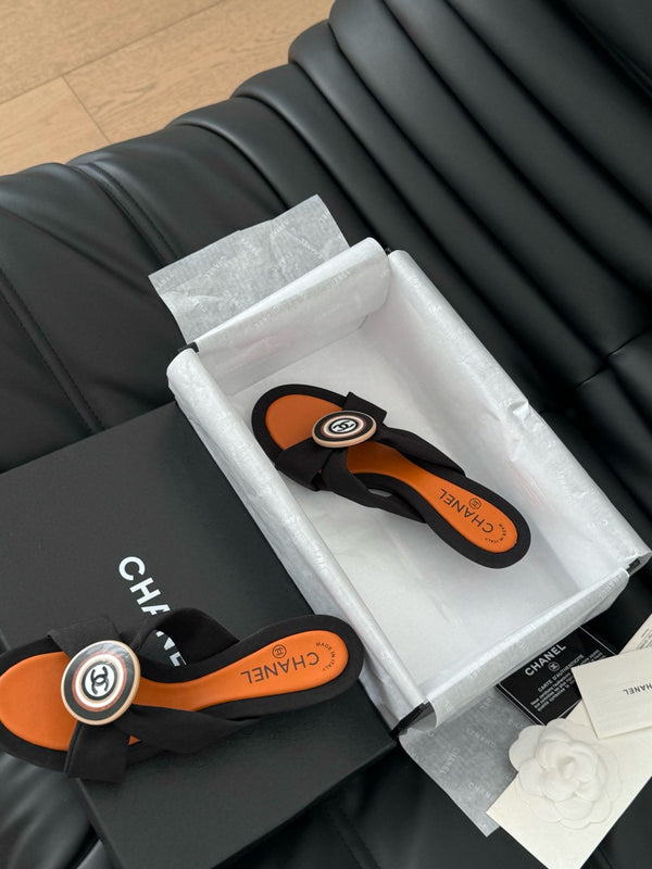 SANDALI CC SLIDE IN TESSUTO NERO