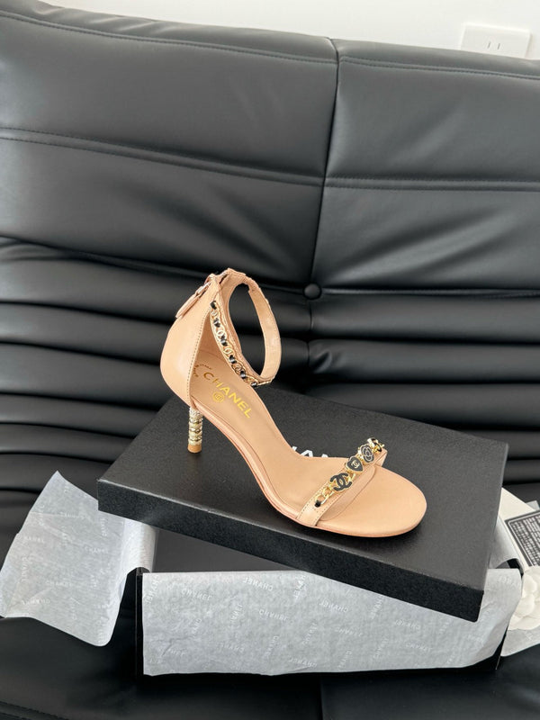 SANDALO TACCO ALTO 7,5 MM IN PELLE DI MONTONE BEIGE TAN CON ADESIVI