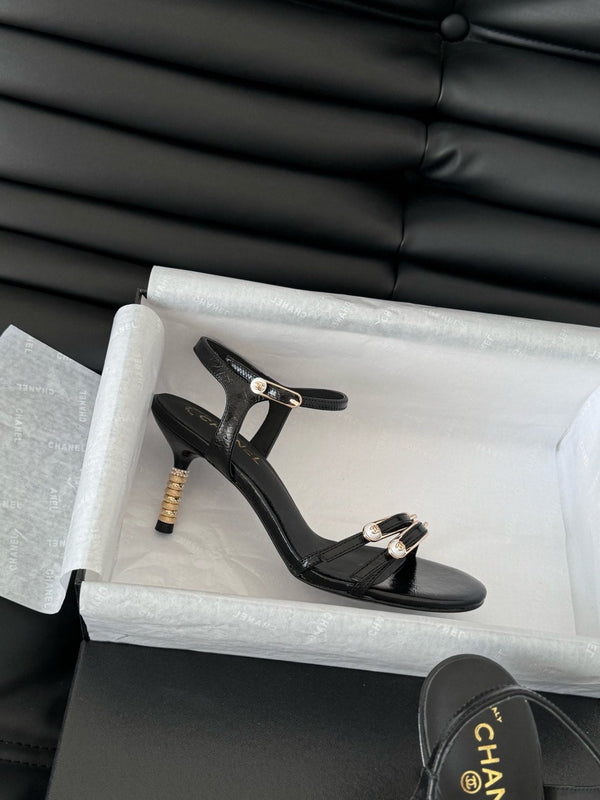 SANDALO TACCO ALTO 75 MM IN PELLE DI MONTONE NERA