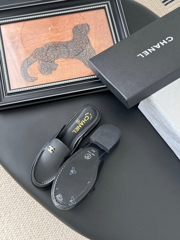 CC 25C Mule Black Calfskin 280561