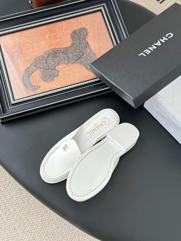 CC 25C Mule White Calfskin 280563