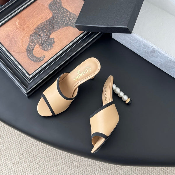 CC 25 Mules Beige Sheepskin Leather 305261