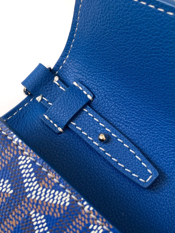 CHYPRE WALLET-POUCH 21 IN SAPPHIRE BLUE GOYARDINE CANVAS AND CALFSKIN