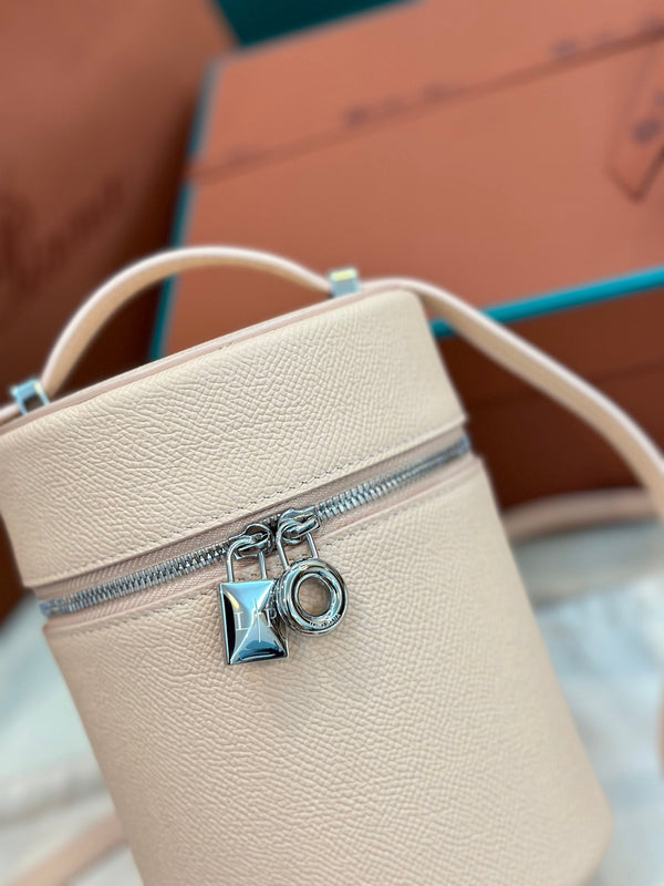 BORSA EXTRA CASE MEDIA 16 IN PELLE DI VITELLO LISCIA ROSA CHIARO CON FERRAMENTA ARGENTO